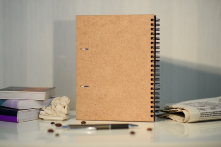 Agenda cu coperti din MDF decupaje - AG1003C3